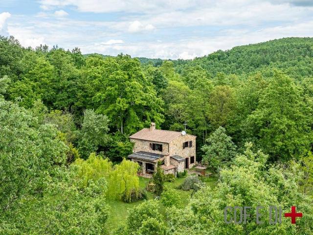 Rustico in vendita a Montieri, Toscana