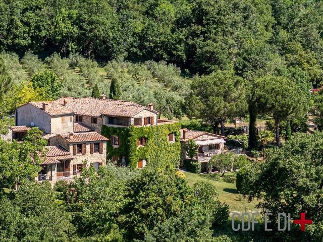 Rustico in vendita a Montieri, Toscana