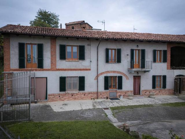 Rustico in vendita a Piemonte, Asti