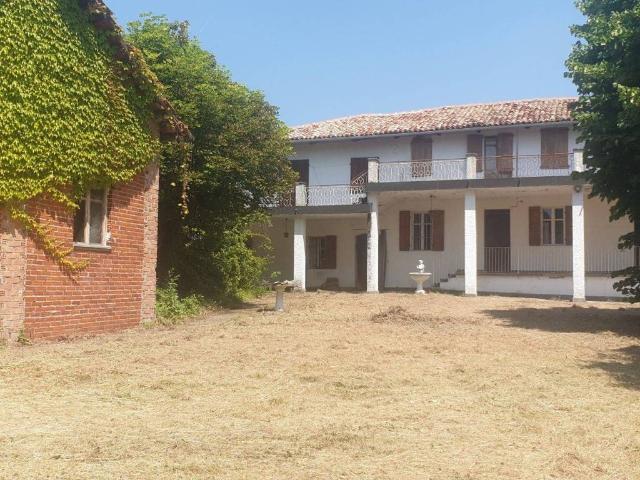 Rustico in vendita a Piemonte, Asti