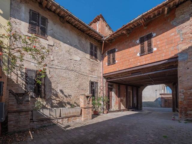 Rustico in vendita a Piemonte, Asti