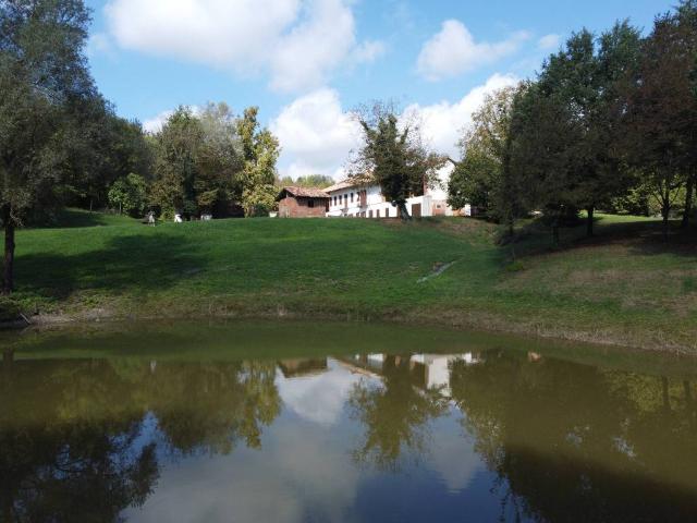 Rustico in vendita a Piemonte, Asti