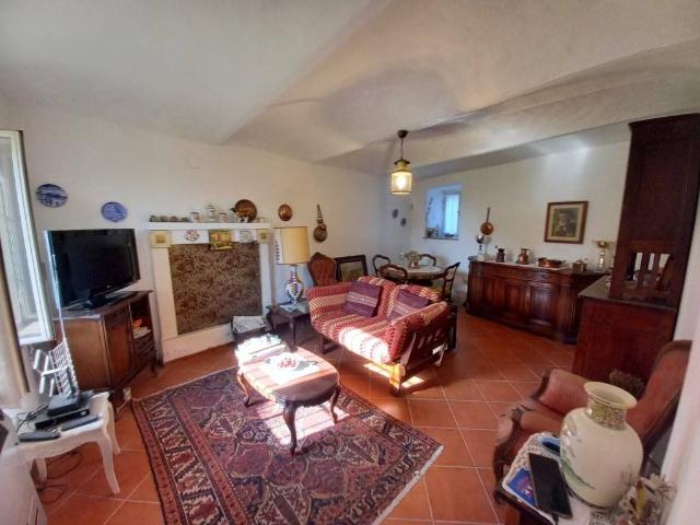 Rustico in vendita a Piemonte, Asti