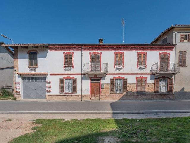 Rustico in vendita a Piemonte, Asti