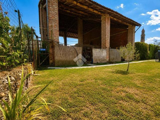 Rustico in vendita a Montodine, Lombardia