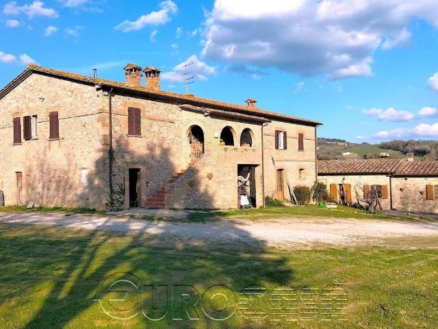 Rustico in vendita a Montone, Umbria
