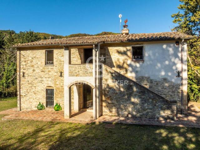 Rustico in vendita a Montone, Umbria