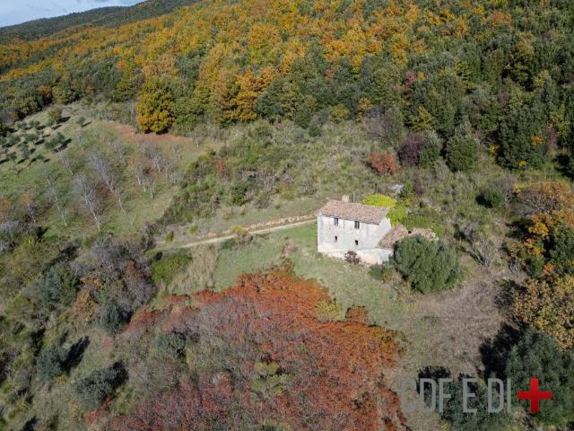 Rustico in vendita a Montopoli Di Sabina, Lazio