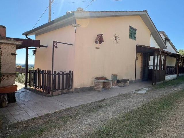 Rustico in vendita a Granari, Montopoli di Sabina