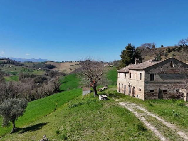 Rustico in vendita a Marche, Fermo