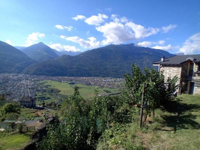 Rustico in vendita a Morbegno, Lombardia