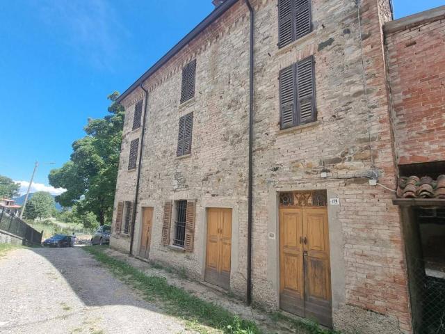 Rustico in vendita a Morfasso, Reggio Emilia