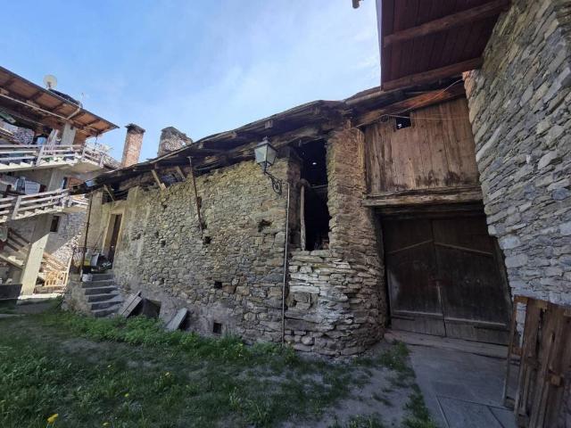 Rustico in vendita a Pré Saint Didier, Aosta