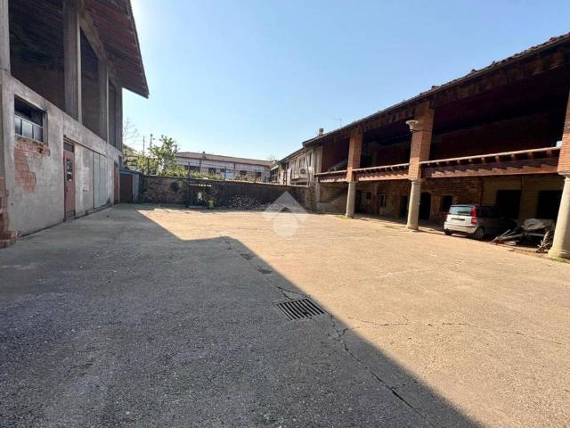 Rustico in vendita a Mornico Al Serio, Lombardia