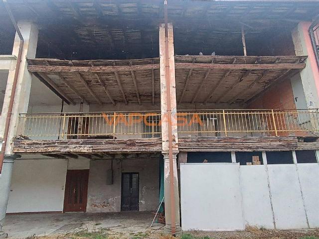Rustico in vendita a Mornico Al Serio, Lombardia