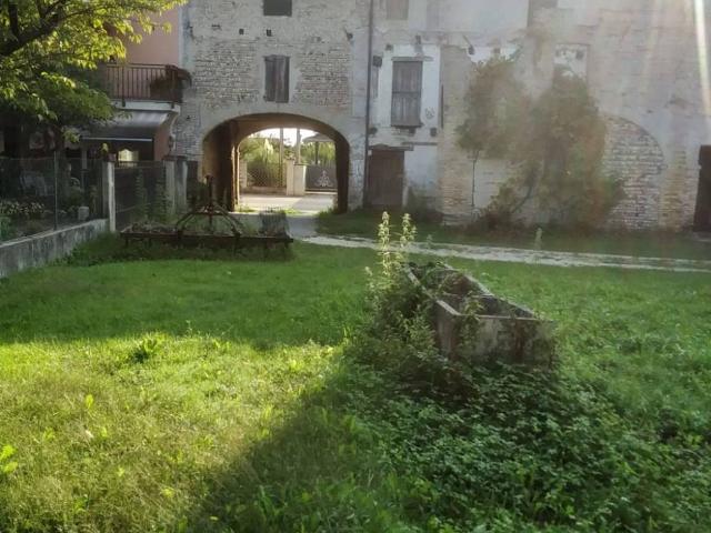 Rustico in vendita a Morsano Al Tagliamento, Friuli-Venezia Giulia