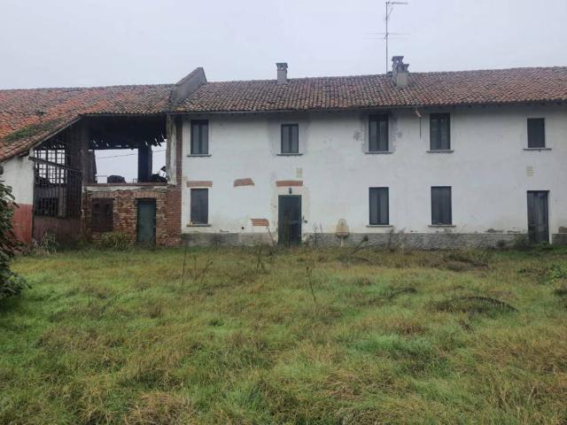 Rustico in vendita a Mortara, Lombardia