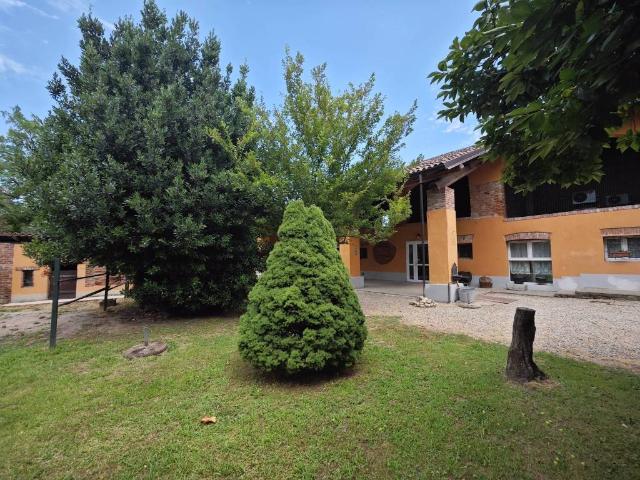 Rustico in vendita a Mortara, Lombardia