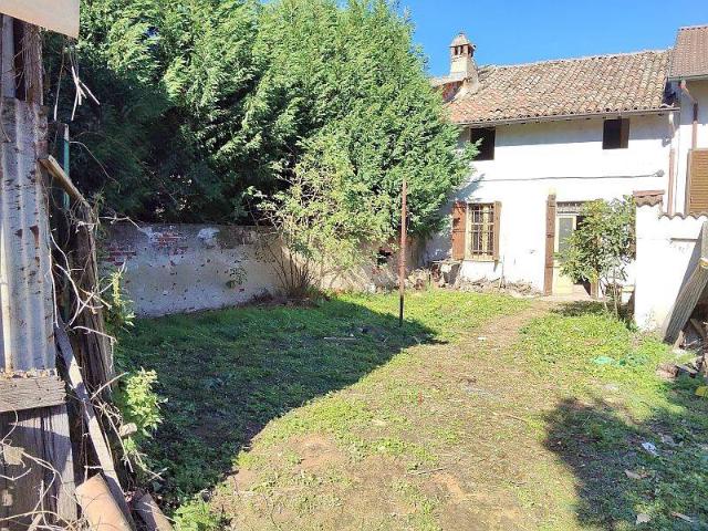 Rustico in vendita a Mortara, Lombardia