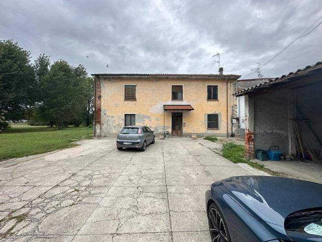 Rustico in vendita a Motta Baluffi, Lombardia