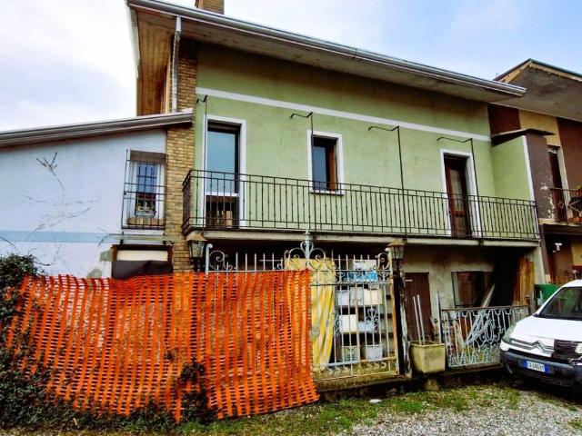 Rustico in vendita a San Martino, Mozzate