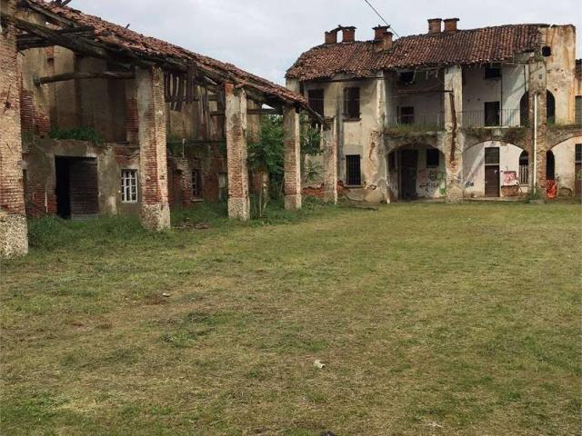 Rustico in vendita a Muggiò, Lombardia