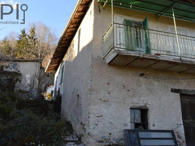 Rustico in vendita a Murialdo, Liguria