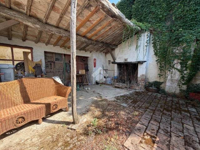 Rustico in vendita a Gualdo, Narni