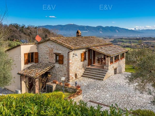 Rustico in vendita a Narni, Umbria
