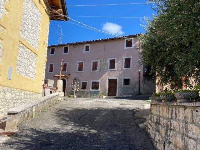 Rustico in vendita a Dosso, Negrar di Valpolicella