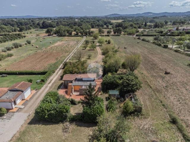 Rustico in vendita a Nepi, Lazio