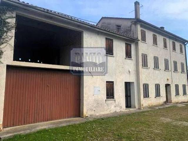 Rustico in vendita a Sovilla, Nervesa Della Battaglia
