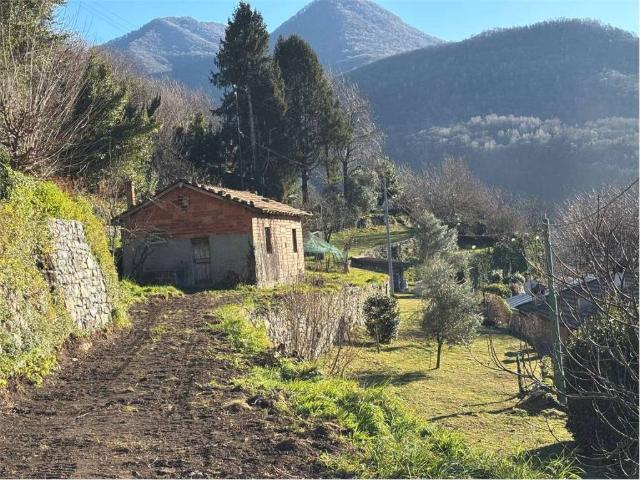 Rustico in vendita a Nesso, Lombardia