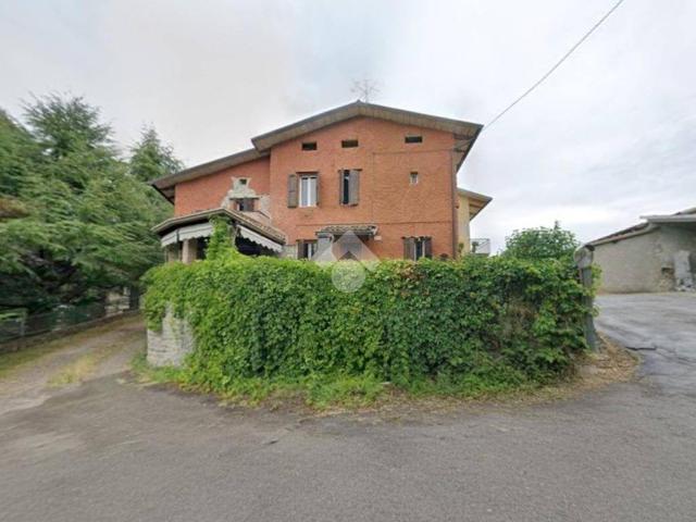 Villa Indipendente in vendita a Neviano Degli Arduini, Reggio Emilia