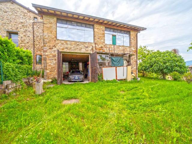 Rustico in vendita a Neviano Degli Arduini, Reggio Emilia