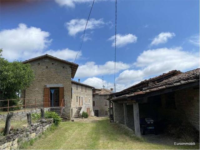 Rustico in vendita a Neviano Degli Arduini, Reggio Emilia