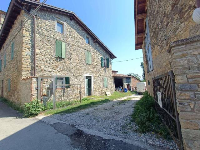 Rustico in vendita a Neviano Degli Arduini, Reggio Emilia