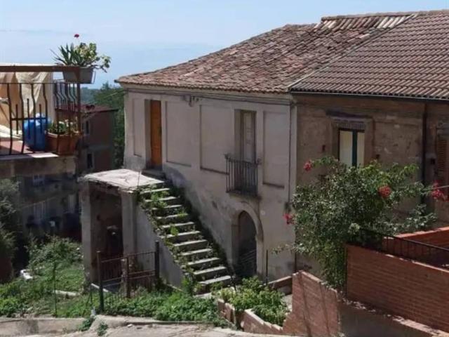 Rustico in vendita a Calabria, Vibo Valentia