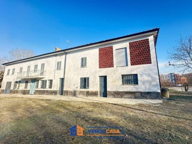 Rustico in vendita a Piemonte, Asti