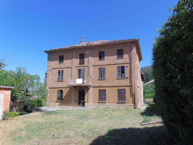 Rustico in vendita a Piemonte, Asti