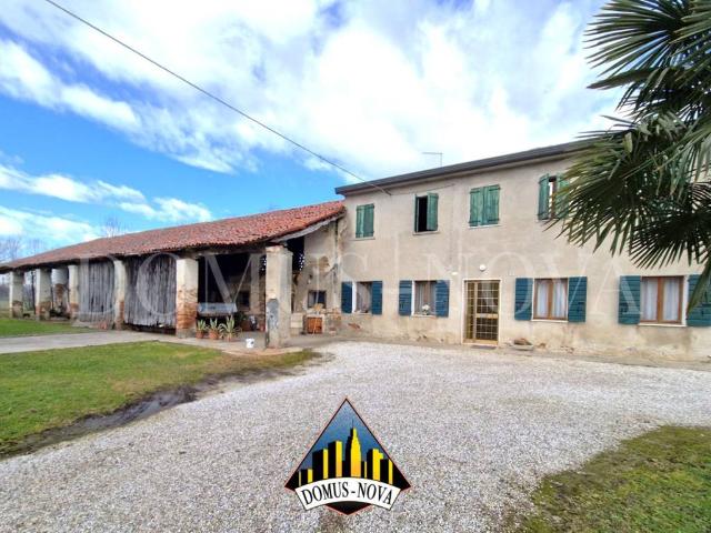 Rustico in vendita a Noale, Veneto