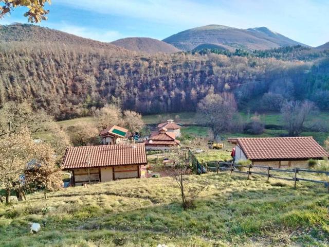 Rustico in vendita a Nocera Umbra, Umbria