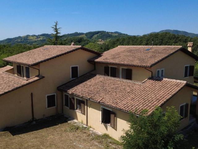 Rustico in vendita a San Lorenzo, Gualdo Tadino