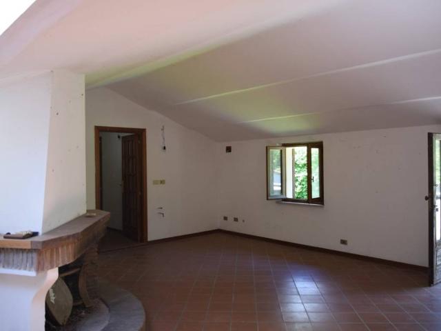 Rustico in vendita a Nocera Umbra, Umbria