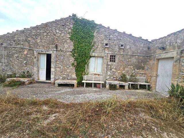 Rustico in vendita a Noto, Sicilia