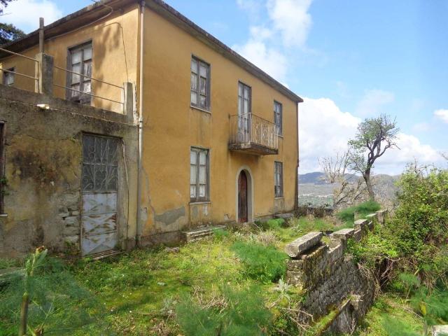 Rustico in vendita a Novara Di Sicilia, Sicilia