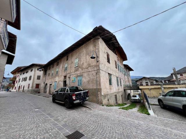 Rustico in vendita a Comunità della Val di Non, Novella