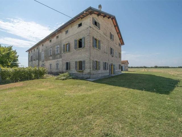 Rustico in vendita a Bassa Reggiana, Re