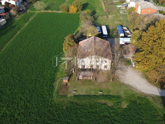 Rustico in vendita a Bassa Reggiana, Re