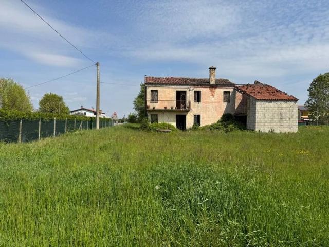 Rustico in vendita a Noventa Vicentina, Veneto